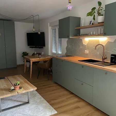 Geidorf Residenz - Serviced & Parking Διαμέρισμα *
