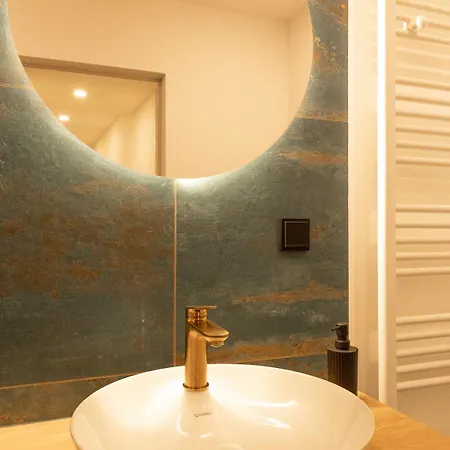 Geidorf Residenz - Serviced Apartments&parking Apartment *