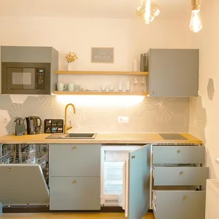 Geidorf Residenz - Serviced & Parking Apartman